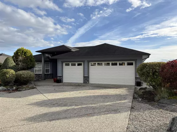 Sechelt, BC V7Z 0R6,6217 Mika RD