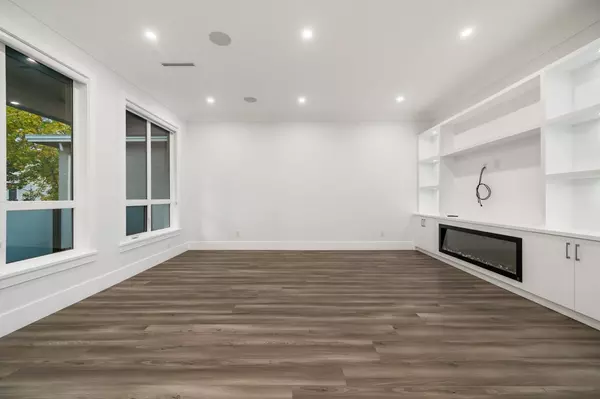 Richmond, BC V7E 4L7,4471 Windjammer DR