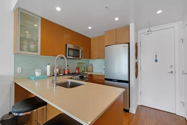 Richmond, BC V6X 0B5,7373 Westminster HWY #1509