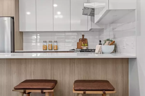 Port Coquitlam, BC N0N 0N0,2277 Hawthorne AVE #101