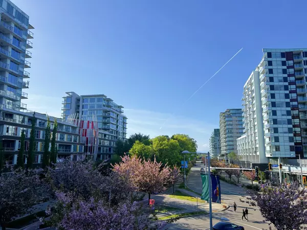 7468 Lansdowne RD #317, Richmond, BC V7C 0B7