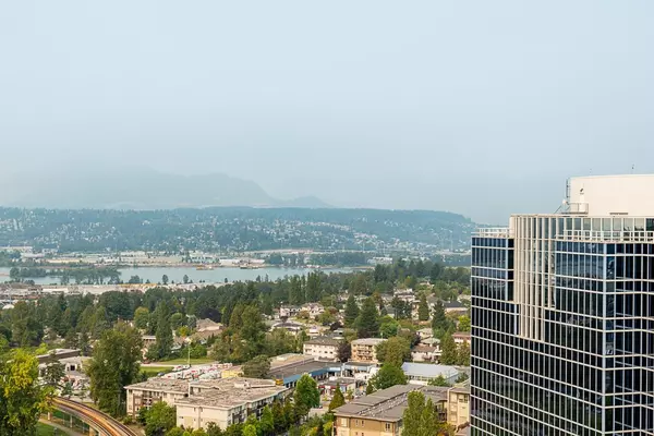 Surrey, BC V3T 0E6,10777 University DR #2501