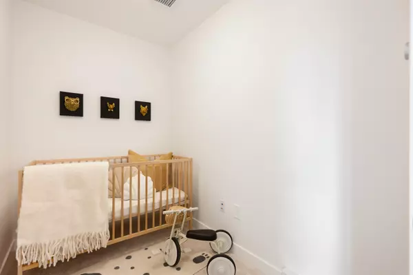 5398 207 ST #605 Langley, BC V3A 2E6