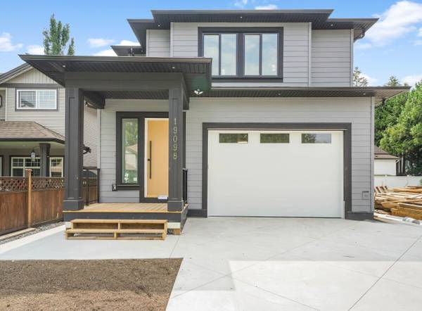 19098 Doerksen DR, Pitt Meadows, BC V3Y 2C4