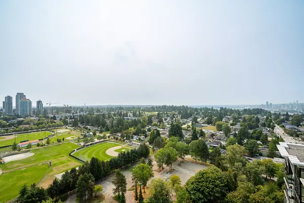 Surrey, BC V3T 0E6,10777 University DR #2507