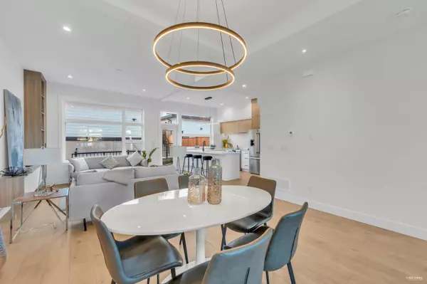 Maple Ridge, BC V4R 2R5,13638 232 ST