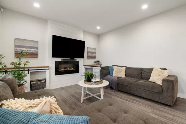 Chilliwack, BC V2R 6B4,6262 Rexford DR #22