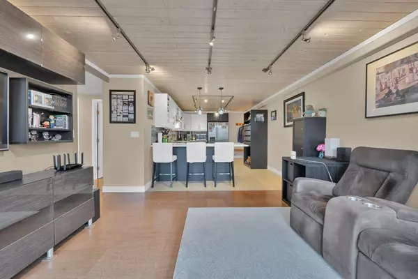 Burnaby, BC V5H 4E5,6595 Willingdon AVE #1802