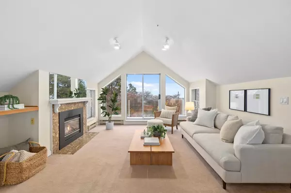 3274 W 1st AVE, Vancouver, BC V6K 1H5