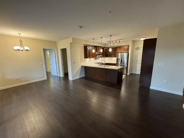 3585 146a ST #307, Surrey, BC V4P 0G9