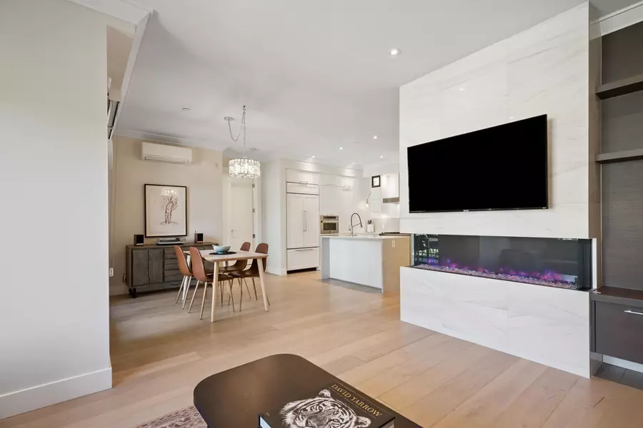 23189 Francis AVE #206, Langley, BC V1M 0G4