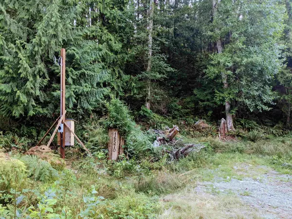 Sechelt, BC V0N 2H4,16570 Timberline RD