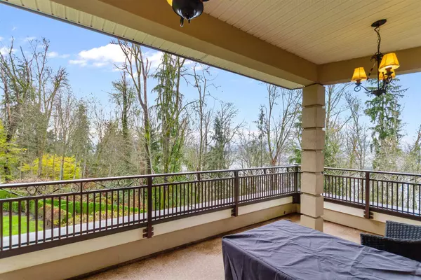 Burnaby, BC V5B 1E1,5521 Bessborough DR