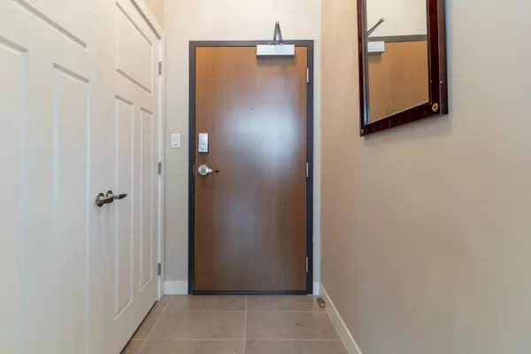 Coquitlam, BC V3B 0C3,2978 Glen DR #3202