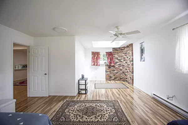 Squamish, BC V0N 1T0,40515 Park CRES