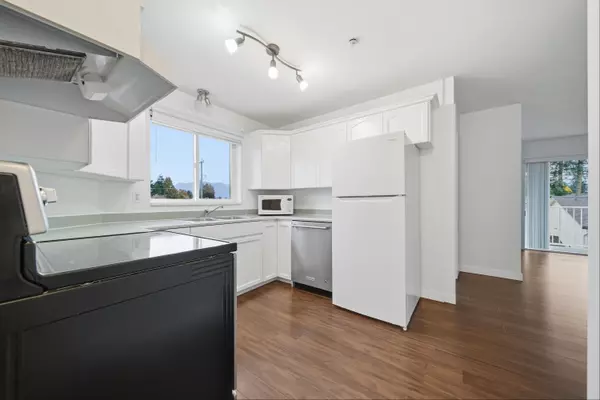 Chilliwack, BC V2P 2S3,46777 Yale RD #301