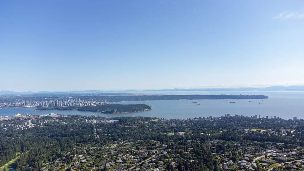 661 Andover CRES, West Vancouver, BC V7S 1Y4