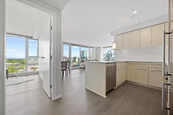 Richmond, BC V6X 0K6,7988 Ackroyd RD #1312