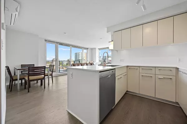 Richmond, BC V6X 0K6,7988 Ackroyd RD #1312