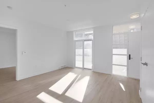 Burnaby, BC V5J 5C5,6085 Irmin ST #208