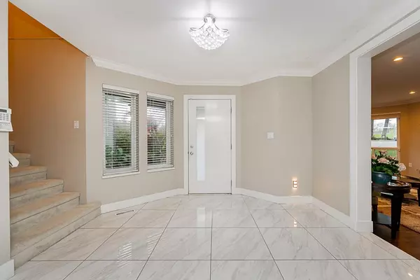 Delta, BC V4C 4C2,10816 80 AVE