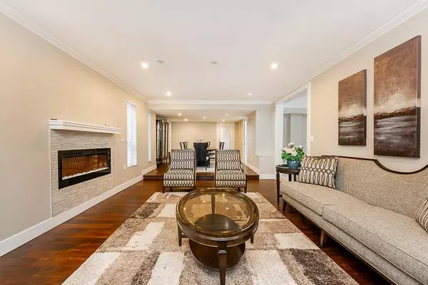 Delta, BC V4C 4C2,10816 80 AVE