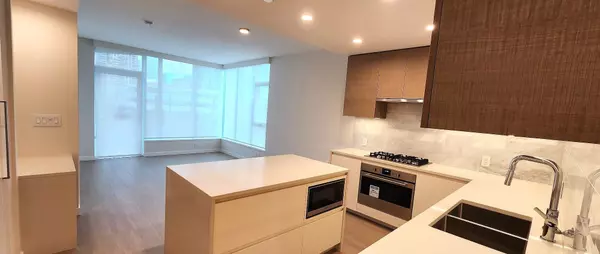 Burnaby, BC V5C 0N9,4168 Lougheed HWY #610