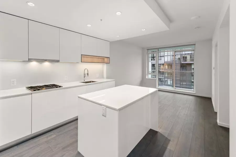 6500 Minoru BLVD #1211, Richmond, BC V6Y 0N2