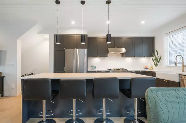 16565 24a AVE #20, Surrey, BC V3Z 1H7