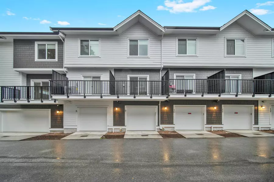 12770 105 AVE #7, Surrey, BC V3V 0H2