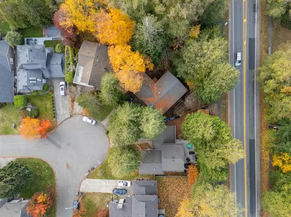 Surrey, BC V4A 6C8,13317 15b AVE