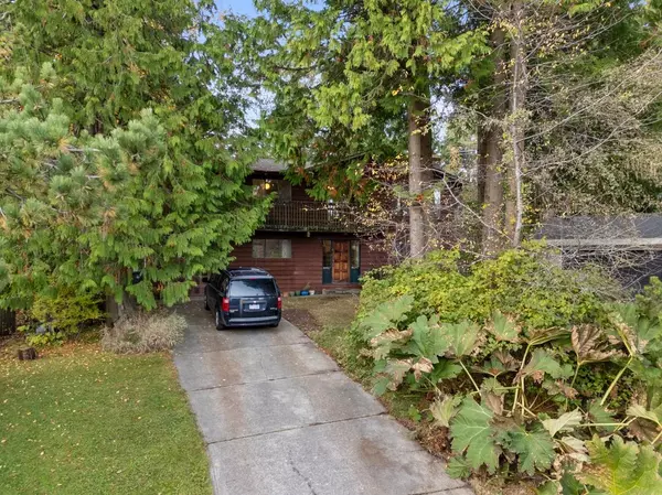 Surrey, BC V4A 6C8,13317 15b AVE