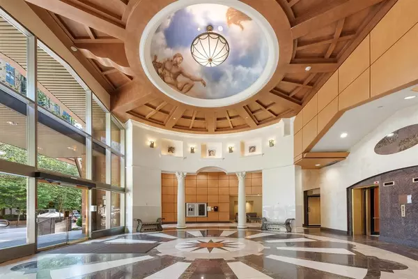 1189 Howe ST #811, Vancouver, BC V6Z 2X4