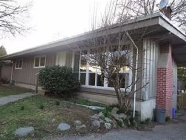 11331 Loughren DR, Surrey, BC V3R 4Z3