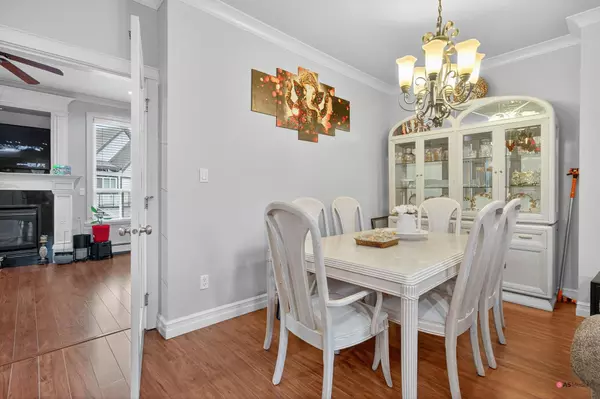 Surrey, BC V3W 1S6,6418 137a ST