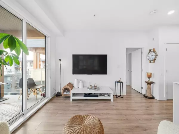 Coquitlam, BC V3J 0L7,735 Anskar CT #613