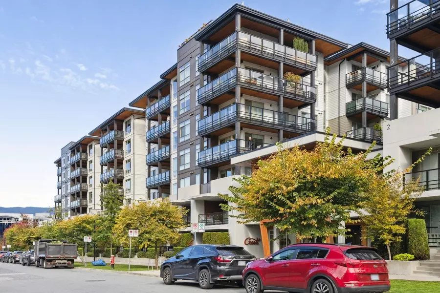 128 E 8th ST #309, North Vancouver, BC V7L 0H2