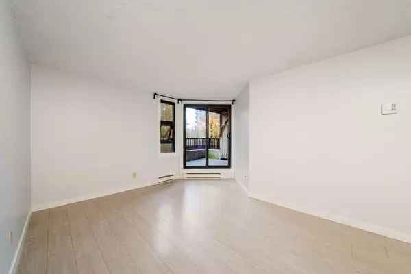 Vancouver, BC V6E 4C1,1040 Pacific ST #311