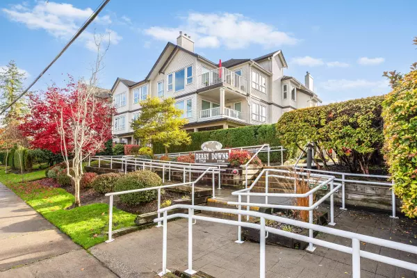 17740 58a AVE #103, Surrey, BC V3S 8M5