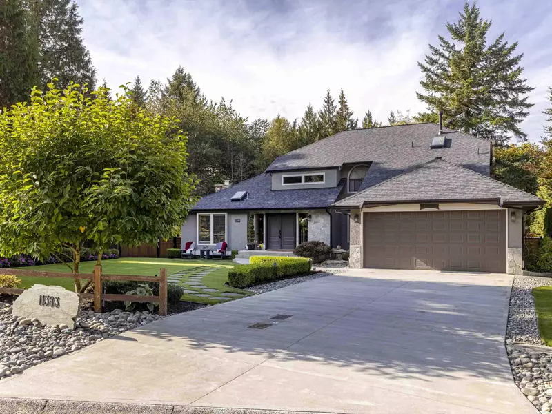 11383 153a ST, Surrey, BC V3R 9J2