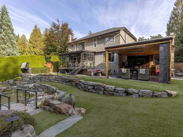 Surrey, BC V3R 9J2,11383 153a ST