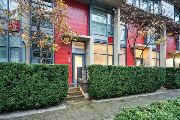 66 W 1st AVE, Vancouver, BC V5Y 0K4