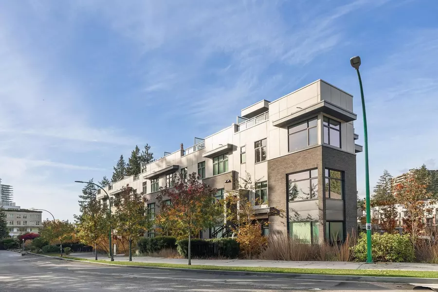 2035 Glenaire DR #266, North Vancouver, BC V7P 1Y2