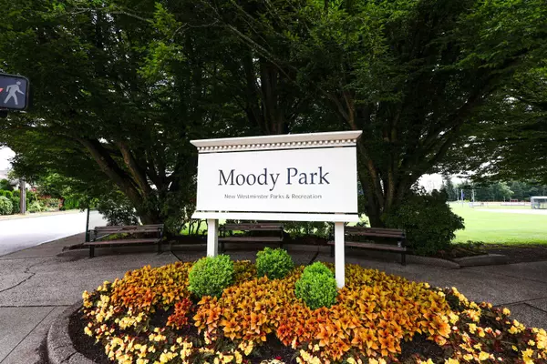 New Westminster, BC V3M 4J8,723 Twelfth ST #104