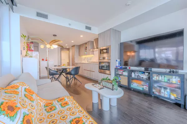 4890 Lougheed HWY #1602, Burnaby, BC V5C 0N2