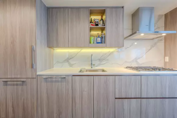 Burnaby, BC V5C 0N2,4890 Lougheed HWY #1602