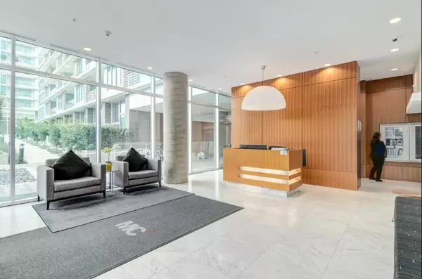 Vancouver, BC V5X 0E2,8131 Nunavut LN #703