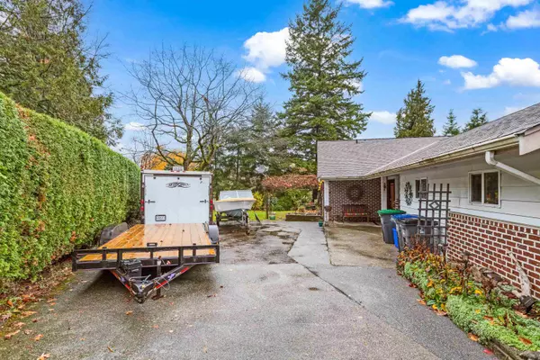 Surrey, BC V4P 1H3,3010 Semiamhoo TRL