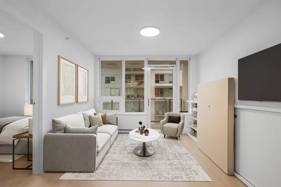 908 Quayside DR #2607, New Westminster, BC V3M 0L4