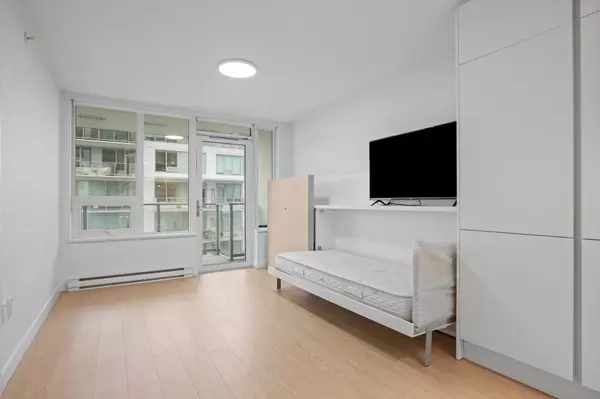 New Westminster, BC V3M 0L4,908 Quayside DR #2607